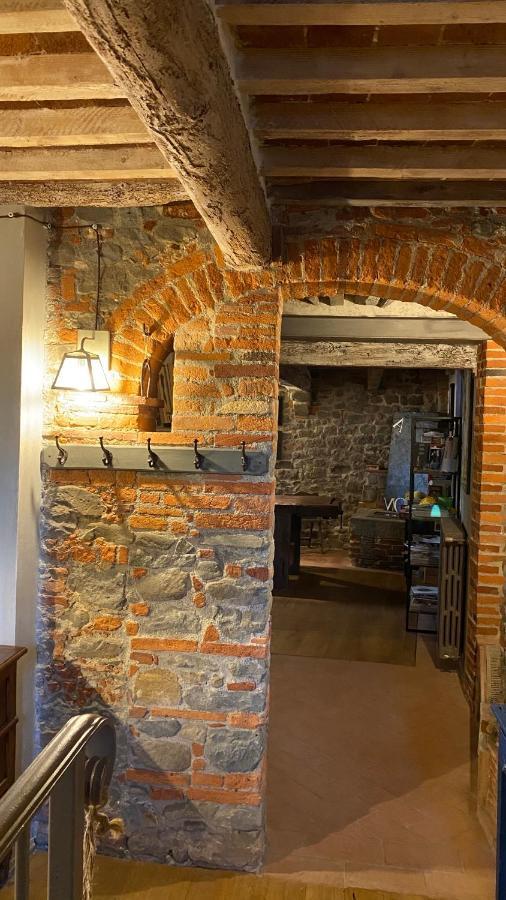 Residenza Buggiano Antica B&B - Charme Apartment In Tuscany Борго-а-Буджано Экстерьер фото