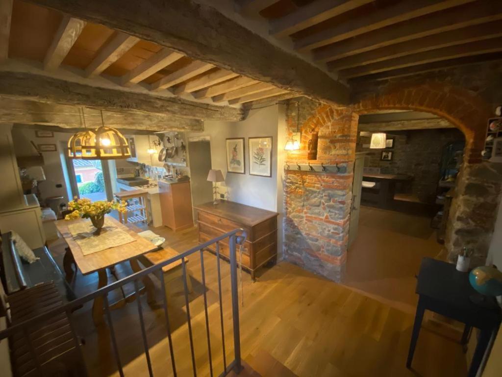 Residenza Buggiano Antica B&B - Charme Apartment In Tuscany Борго-а-Буджано Экстерьер фото
