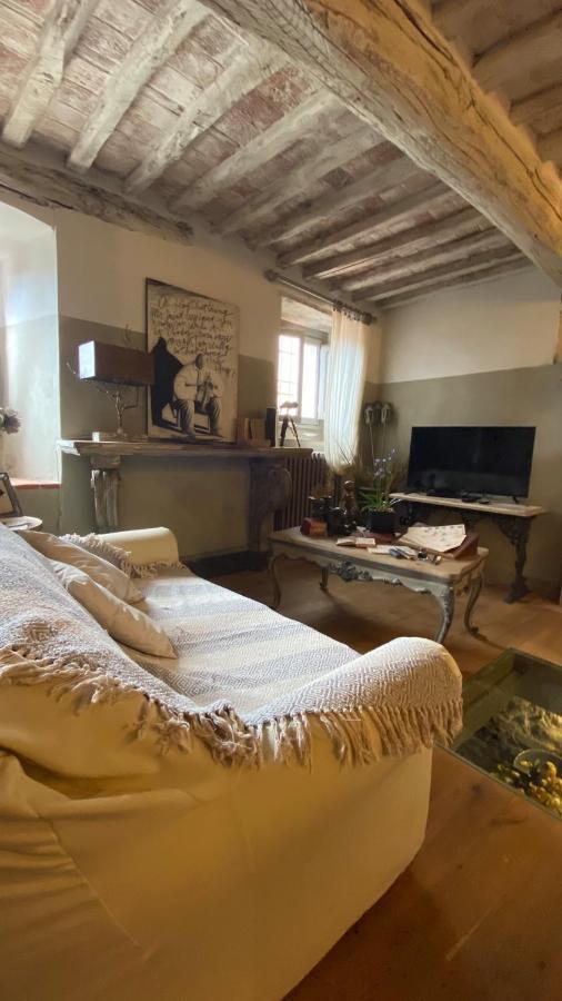 Residenza Buggiano Antica B&B - Charme Apartment In Tuscany Борго-а-Буджано Экстерьер фото