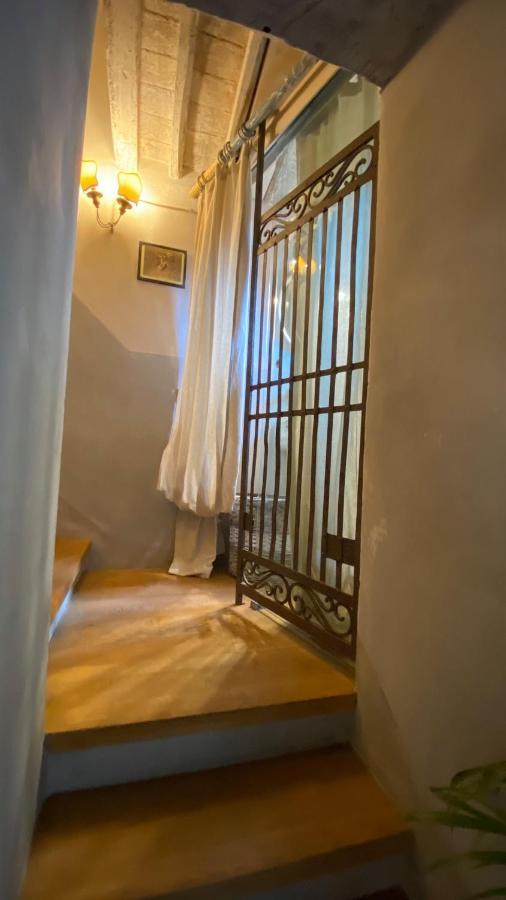 Residenza Buggiano Antica B&B - Charme Apartment In Tuscany Борго-а-Буджано Экстерьер фото