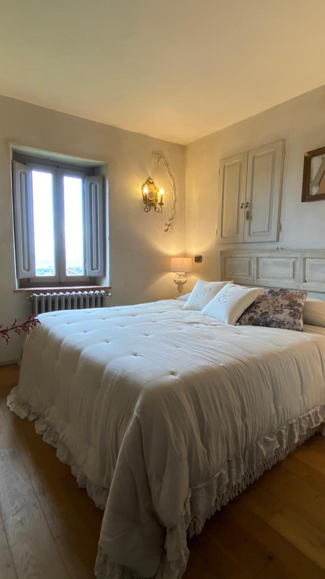 Residenza Buggiano Antica B&B - Charme Apartment In Tuscany Борго-а-Буджано Экстерьер фото